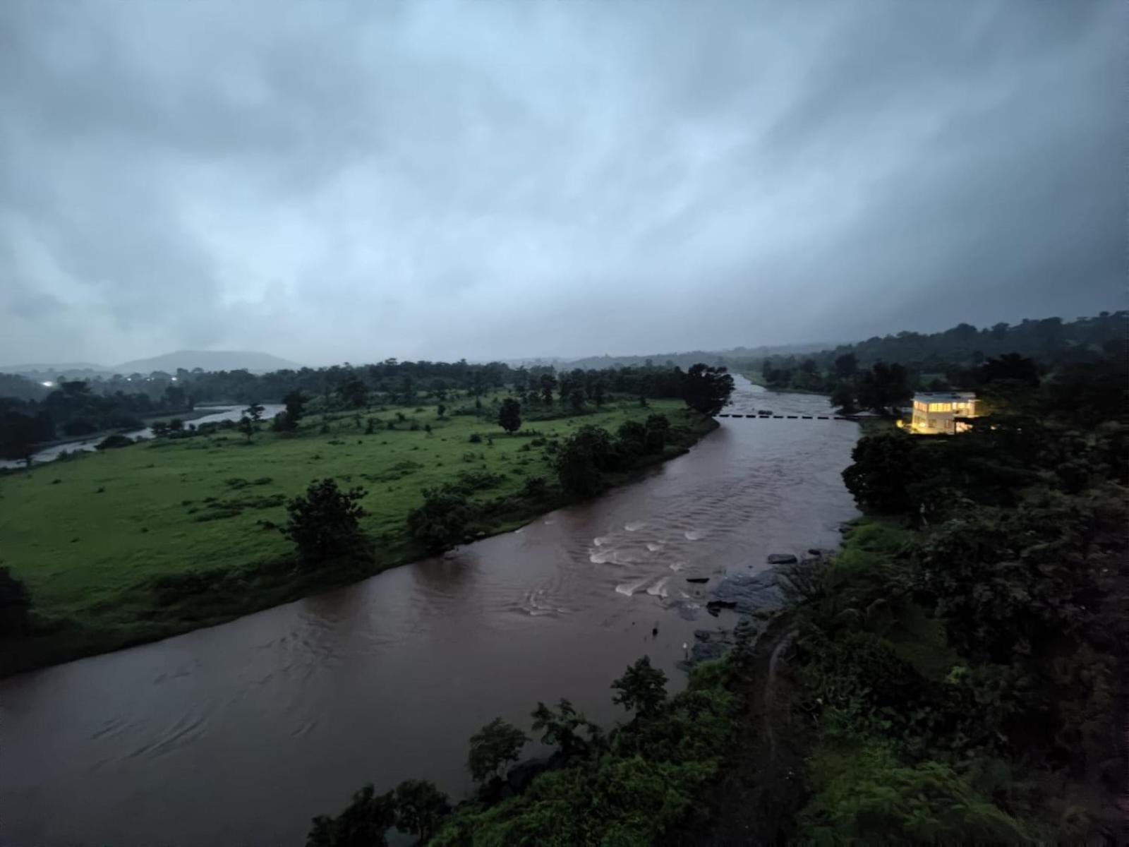 Karjat Villa Zewnętrze zdjęcie